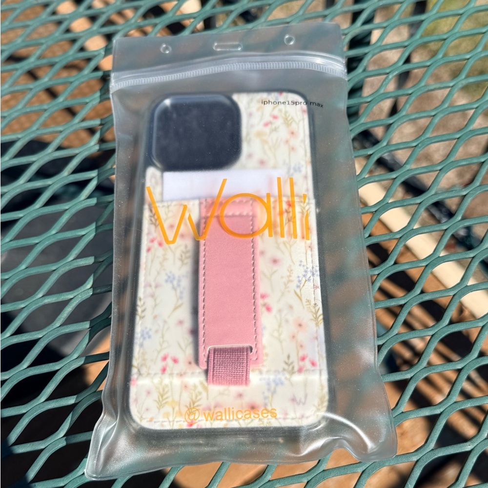 Walli iPhone 15 Pro Max Case